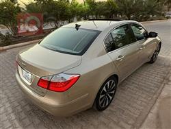 هيونداي جنسس